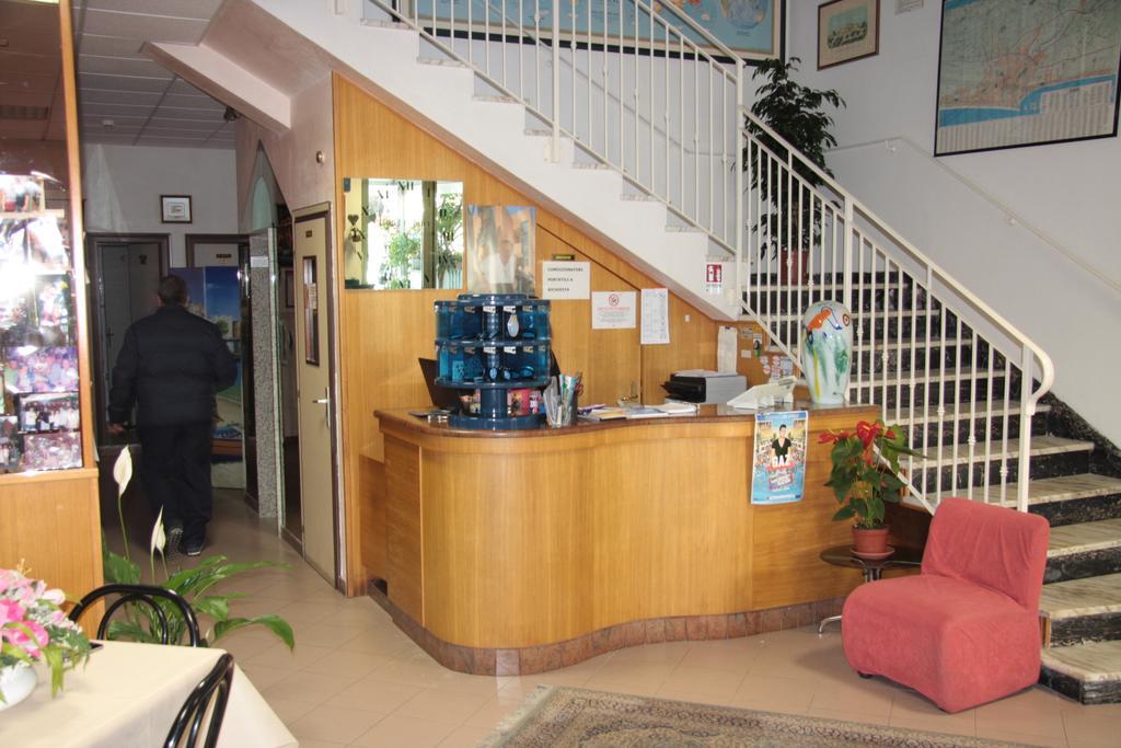 Hotel Peonia ريميني المظهر الخارجي الصورة